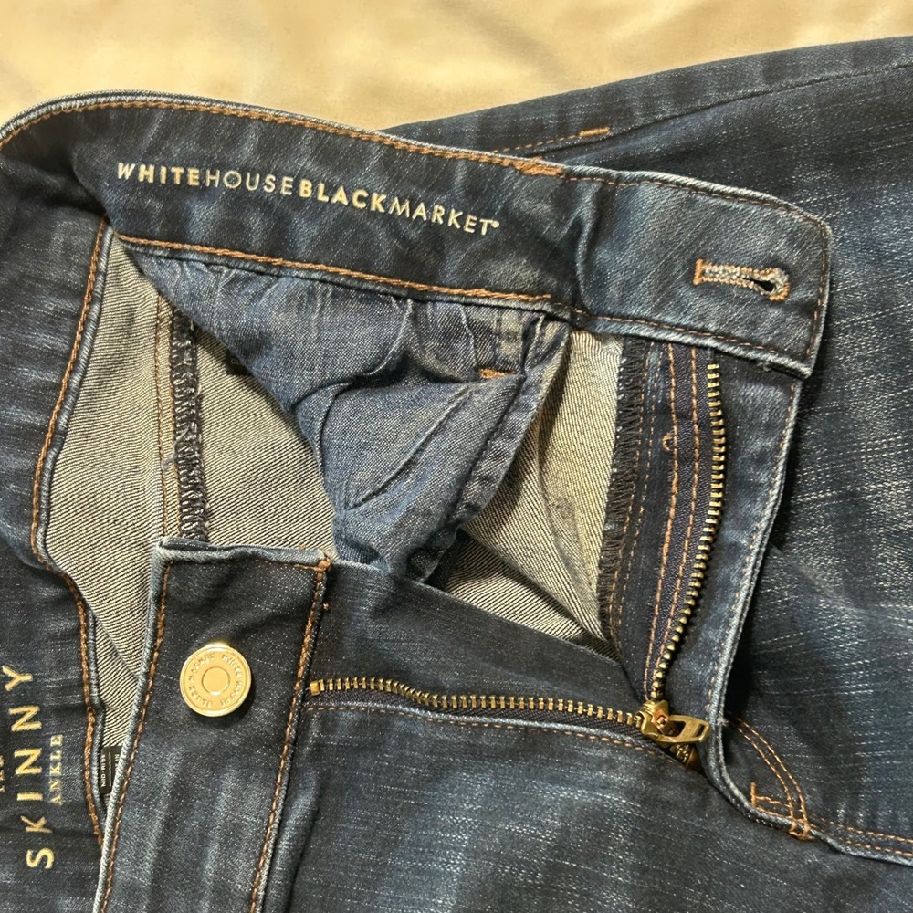 White House Black Market Skinny Ankle Jeans Dark Wash Faux Leather Trim Size 6 - Picture 7 of 14